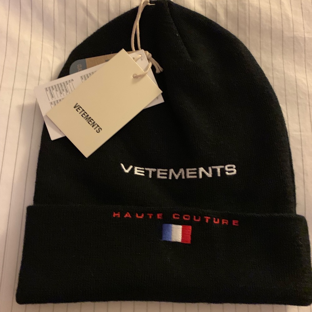 Authentic Vetements x Reebok skull cap hat beanie